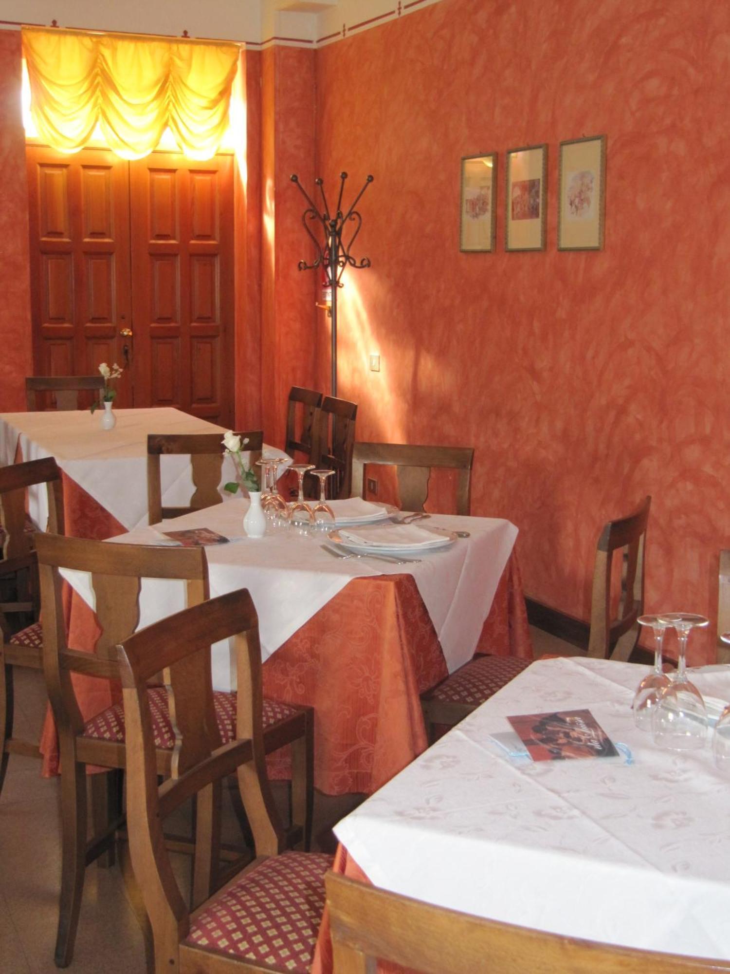 Serrungarina Casa Di Mi Bed & Breakfast エクステリア 写真