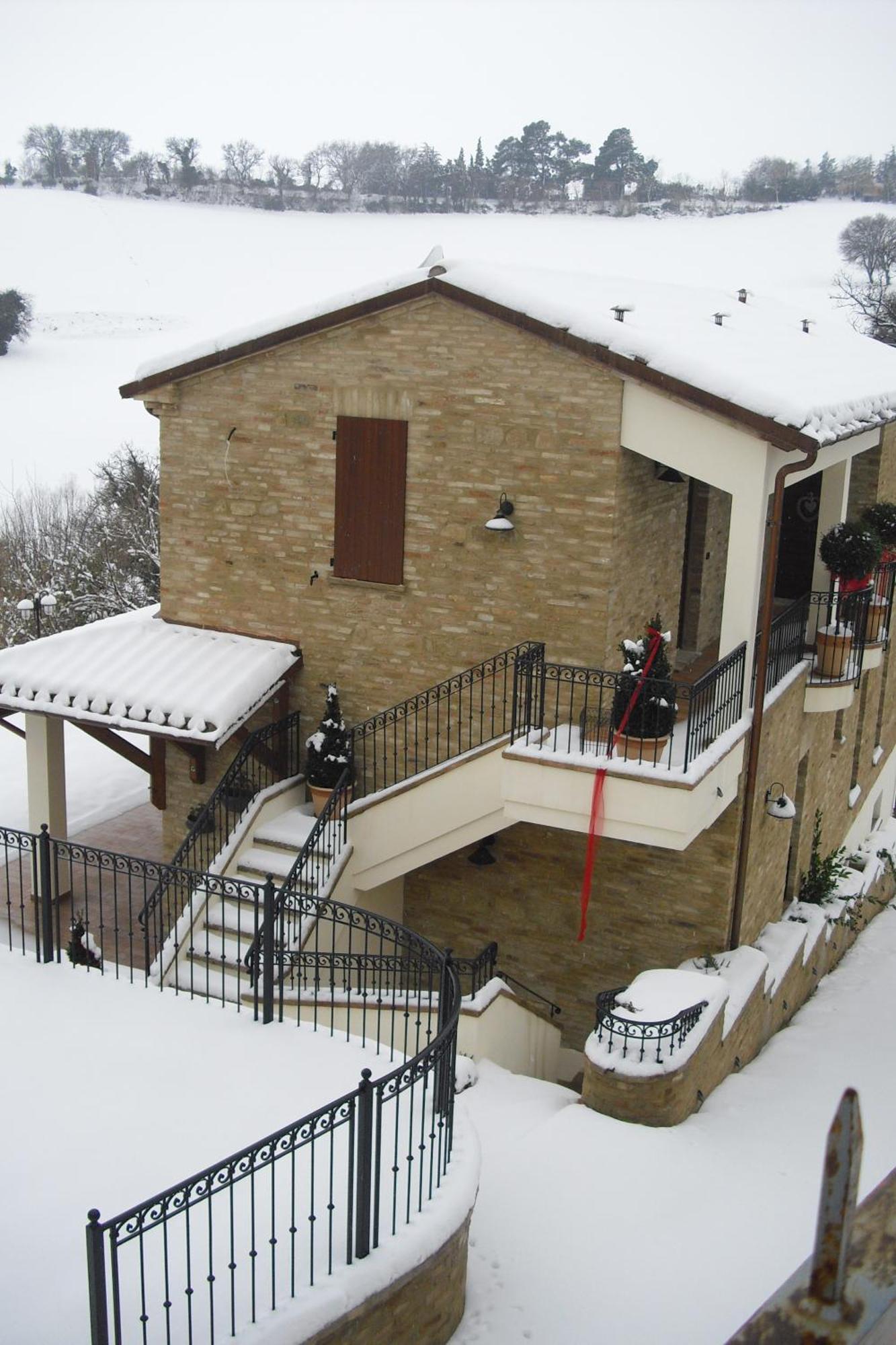 Serrungarina Casa Di Mi Bed & Breakfast エクステリア 写真