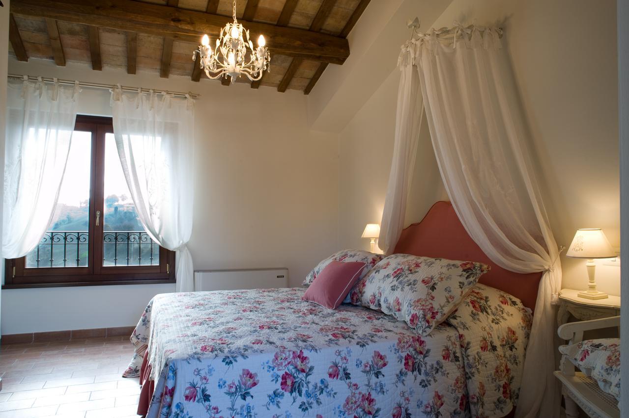 Serrungarina Casa Di Mi Bed & Breakfast エクステリア 写真