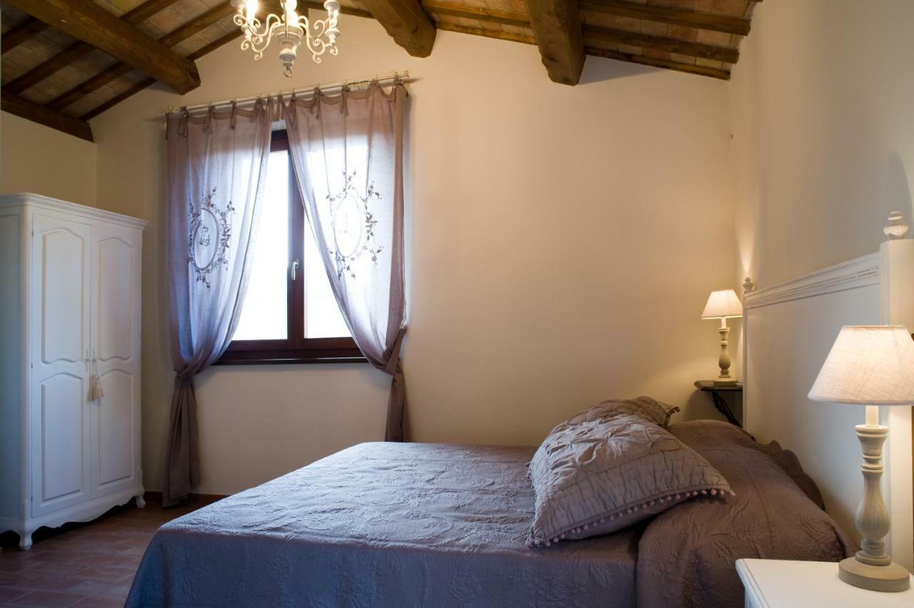 Serrungarina Casa Di Mi Bed & Breakfast エクステリア 写真